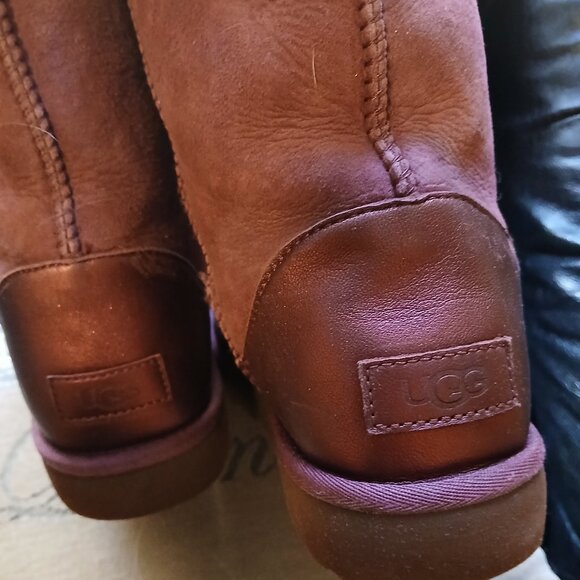 *Rare* UGG Women's Classic Short II Metallic Boots - Picture 14 of 14